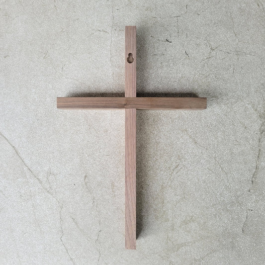 Slibo - Walnut Cross